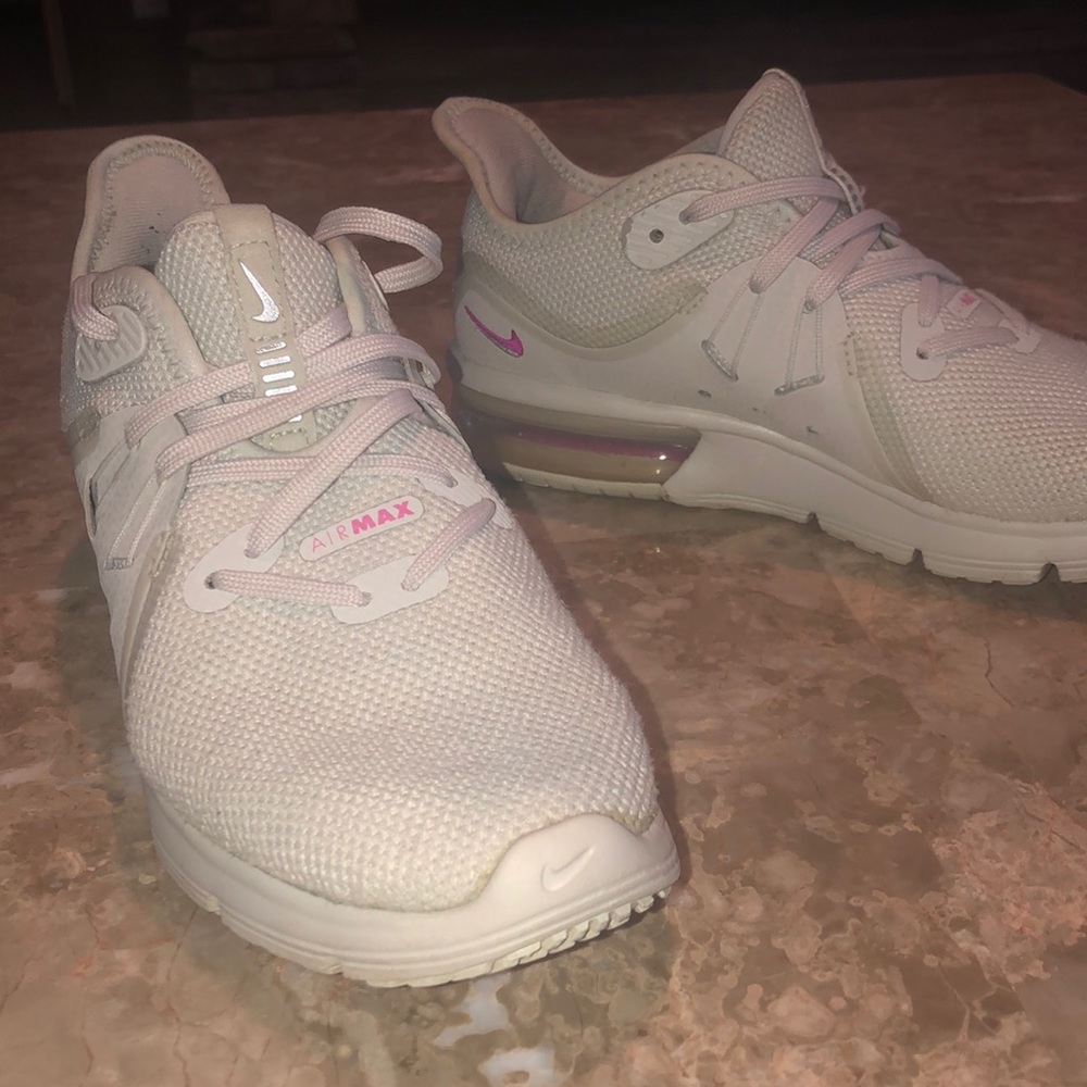 Nike air max